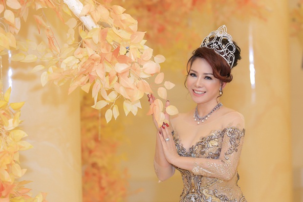 Hoa hậu Phan Ngọc Nga giữ gìn hình ảnh để làm gương cho con cháu
