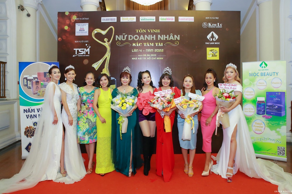 nora-nguyen-ceo-founder-qlife-hanh-phuc-khi-duoc-ton-vinh-nu-doanh-nhan-sac-tam-tai-2022-ketnoidoanhnhan-11
